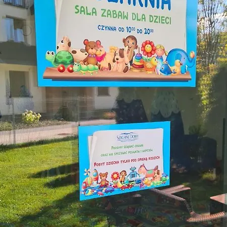 Ξενοδοχείο με διαμερίσματα Szklane
