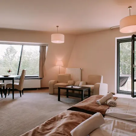 Apart Otel Szklane *