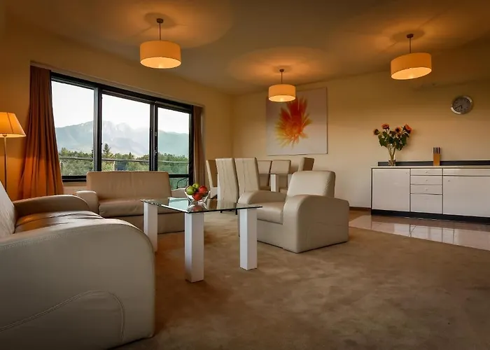 Hotel apartamentowy Szklane